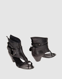 OVYE' BY CRISTINA LUCCHI - CALZATURE - Sandali con tacco - su YOOX.COM