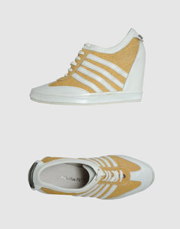 COLLECTION PRIVEE? - CALZATURE - Zeppe - su YOOX.COM