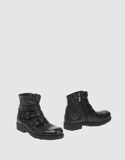 O.X.S. - CALZATURE - Stivaletti - su YOOX.COM