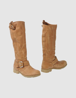 O.X.S. - CALZATURE - Stivali - su YOOX.COM