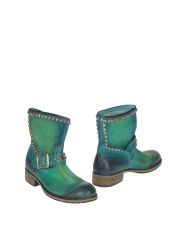 HTC - Ankle boots