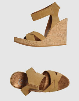 PEDRO GARCÍA - CALZATURE - Zeppe - su YOOX.COM