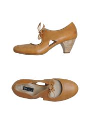 VIC - Closed-toe slip-ons 