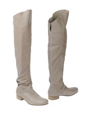 VIC - Boots