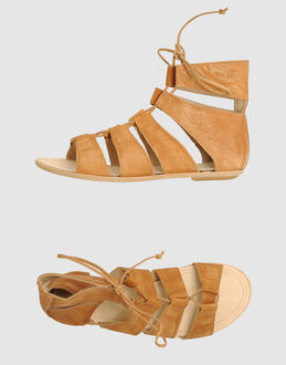 VIC - CALZATURE - Sandali - su YOOX.COM