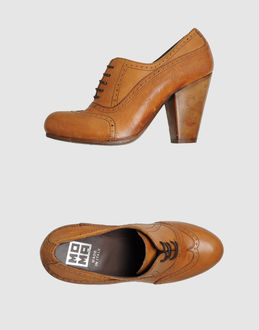 MOMA - CALZATURE - Stringate - su YOOX.COM
