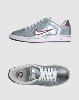 NIKE - CALZATURE - Sneakers - su YOOX.COM
