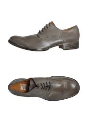 MOMA - Laced shoes