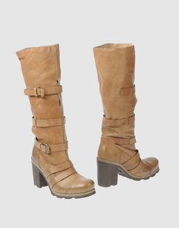 O.X.S. - CALZATURE - Stivali con tacco - su YOOX.COM