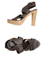 SPAZIOMODA - Sandali con plateau