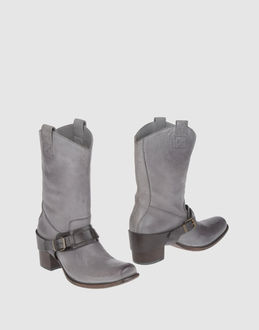 MOMA - CALZATURE - Stivali con tacco - su YOOX.COM