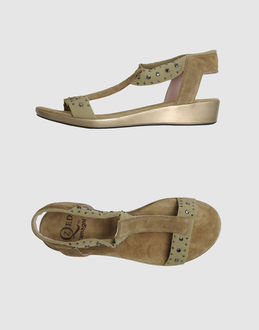 QZED BY ZAMAGNI - CALZATURE - Zeppe - su YOOX.COM