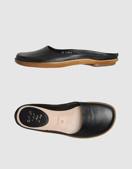 SAX - CHAUSSURES - Sabots - sur YOOX.COM