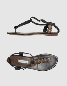 L' AUTRE CHOSE  - CALZATURE - Infradito - su YOOX.COM