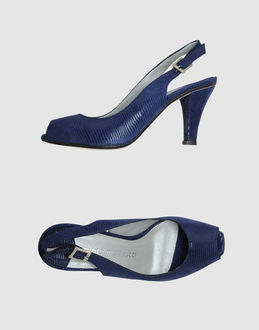 PIERO MATTEUCCI - CALZATURE - Sandali con tacco - su YOOX.COM