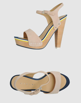 VICINI - CALZATURE - Sandali con plateau - su YOOX.COM