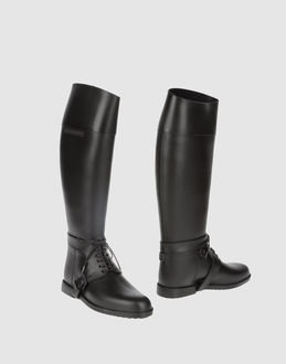 GIVENCHY - CALZATURE - Stivali - su YOOX.COM