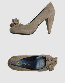 LUCA STEFANI - CALZATURE - Decolletes con plateau - su YOOX.COM
