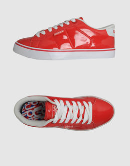 GRAVIS - CALZATURE - Sneakers - su YOOX.COM