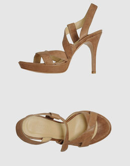TWIN-SET SIMONA BARBIERI - CALZATURE - Sandali con plateau - su YOOX.COM