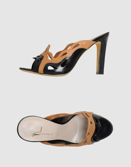 LUCA VALENTINI - CALZATURE - Sandali con tacco - su YOOX.COM
