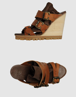 LA SUITE - CALZATURE - Zeppe - su YOOX.COM