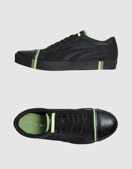 ALEXANDER MCQUEEN PUMA - CALZATURE - Sneakers - su YOOX.COM