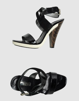 CALVIN KLEIN COLLECTION - CALZATURE - Sandali con tacco - su YOOX.COM