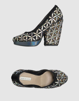 DRIES VAN NOTEN - CALZATURE - Decolletes con plateau - su YOOX.COM