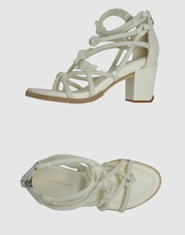 ALEXANDER WANG - CALZATURE - Sandali con plateau - su YOOX.COM