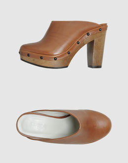 TOTON COMELLA - TCN - CALZATURE - Sabot - su YOOX.COM