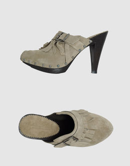 MATERIA PRIMA BY GOFFREDO FANTINI - CALZATURE - Sabot - su YOOX.COM