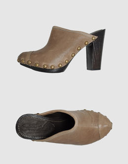 MATERIA PRIMA BY GOFFREDO FANTINI - CALZATURE - Sabot - su YOOX.COM