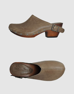 MATERIA PRIMA BY GOFFREDO FANTINI - CALZATURE - Sabot - su YOOX.COM