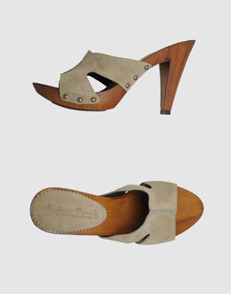 MATERIA PRIMA BY GOFFREDO FANTINI - CALZATURE - Sandali con plateau - su YOOX.COM