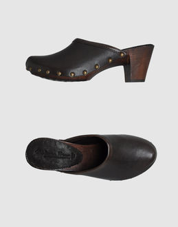 MATERIA PRIMA BY GOFFREDO FANTINI - CALZATURE - Sabot - su YOOX.COM