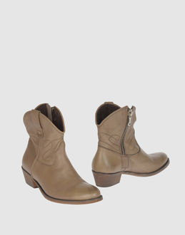 SACHET - CALZATURE - Stivaletti - su YOOX.COM