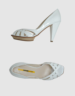 MANAS LEA FOSCATI - CALZATURE - Decolletes open toe - su YOOX.COM
