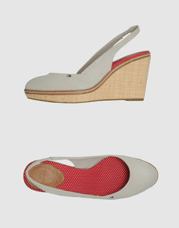 TOMMY HILFIGER - CALZATURE - Zeppe - su YOOX.COM