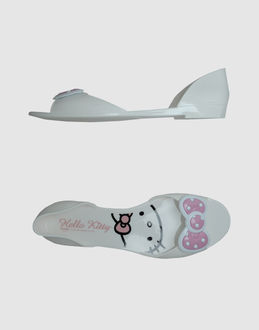 HELLO KITTY SANRIO BY CAMOMILLA - CALZATURE - Sandali - su YOOX.COM
