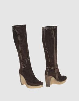 MANAS LEA FOSCATI - CALZATURE - Stivali con tacco - su YOOX.COM