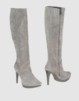 MANAS LEA FOSCATI - CALZATURE - Stivali con tacco - su YOOX.COM