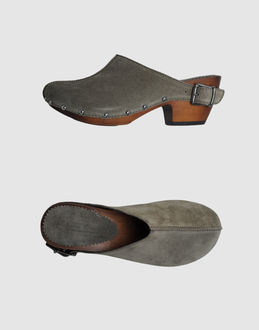 MATERIA PRIMA BY GOFFREDO FANTINI - CALZATURE - Sabot - su YOOX.COM