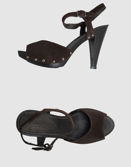 MATERIA PRIMA BY GOFFREDO FANTINI - CALZATURE - Sandali con plateau - su YOOX.COM