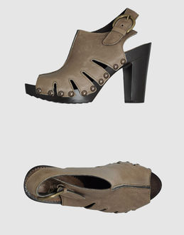 MATERIA PRIMA BY GOFFREDO FANTINI - CALZATURE - Sandali con plateau - su YOOX.COM