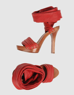 DOLCE & GABBANA - CALZATURE - Sandali con plateau - su YOOX.COM