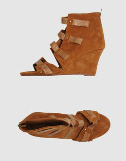 SUZIE WINKLE - CALZATURE - Zeppe - su YOOX.COM