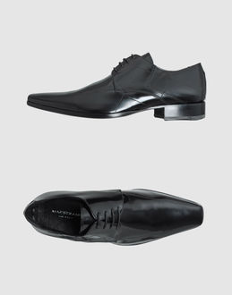 MAESTRAMI - CALZATURE - Stringate - su YOOX.COM