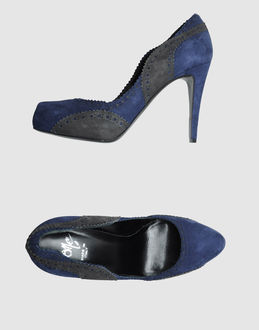 ICONE - CALZATURE - Decolletes con plateau - su YOOX.COM