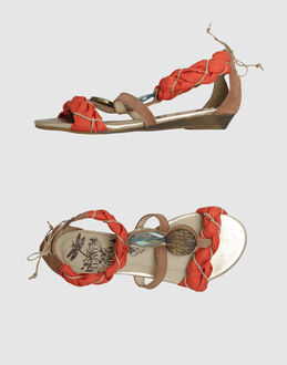 CRAVO & CANELA - CALZATURE - Infradito - su YOOX.COM